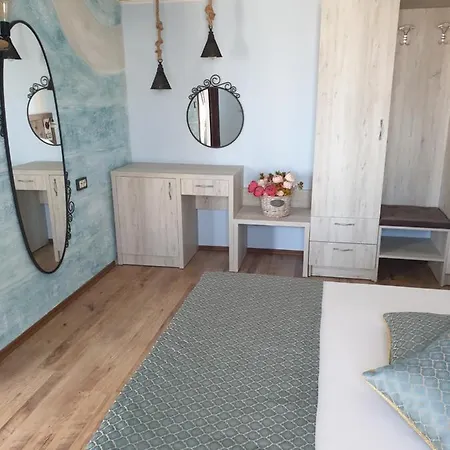 Vromos Guest Rooms 3* Csernomorec