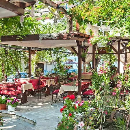 Vromos Guest Rooms Csernomorec