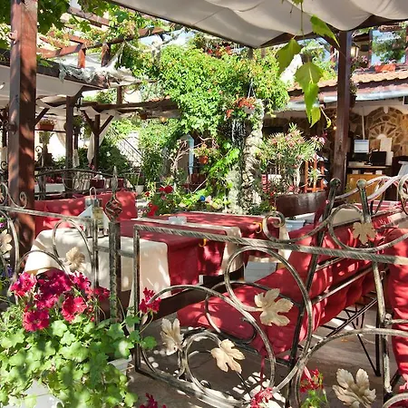 Vendégház Vromos Guest Rooms